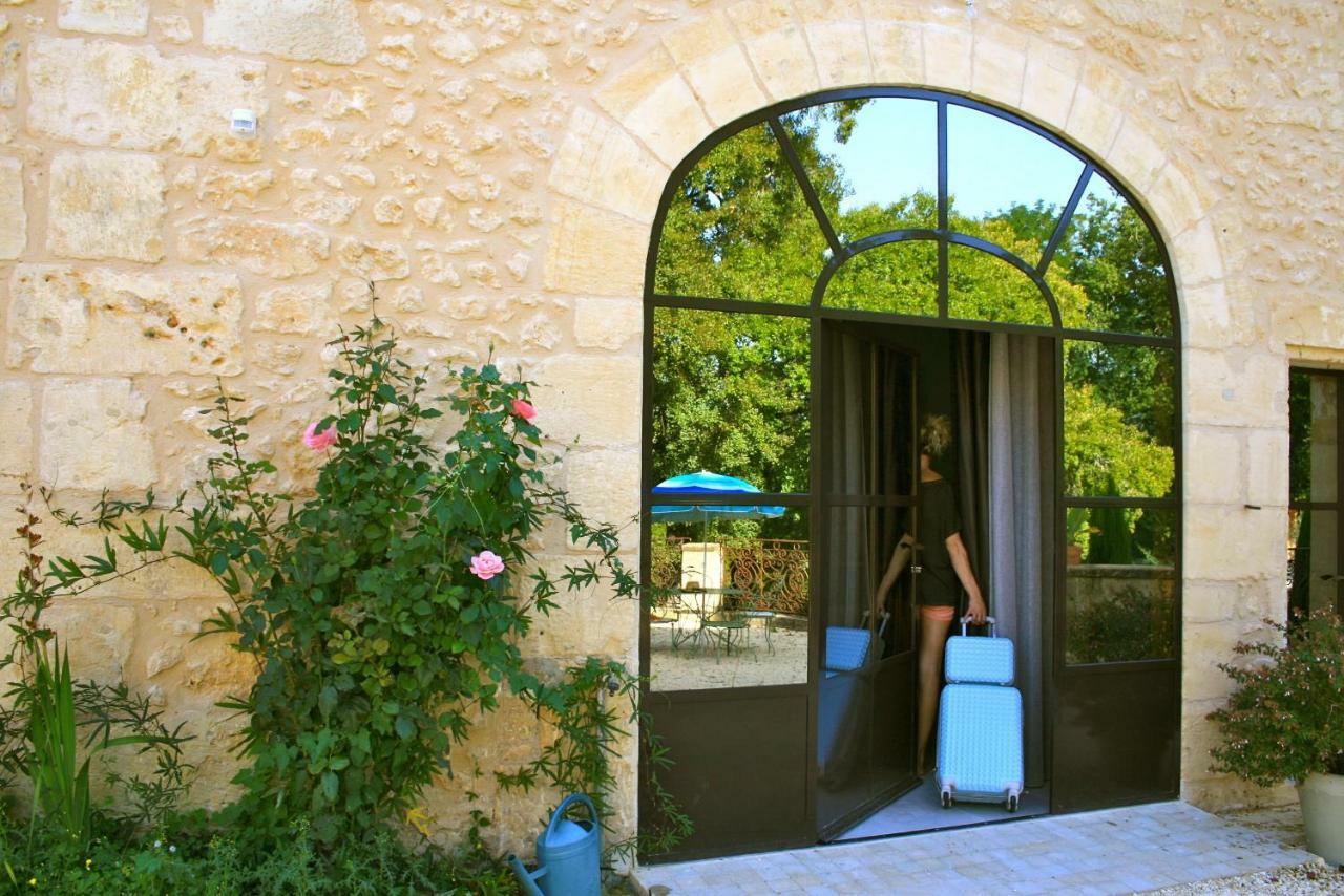 Gite Du Manoir Le Roc Couze-et-Saint-Front Exterior photo